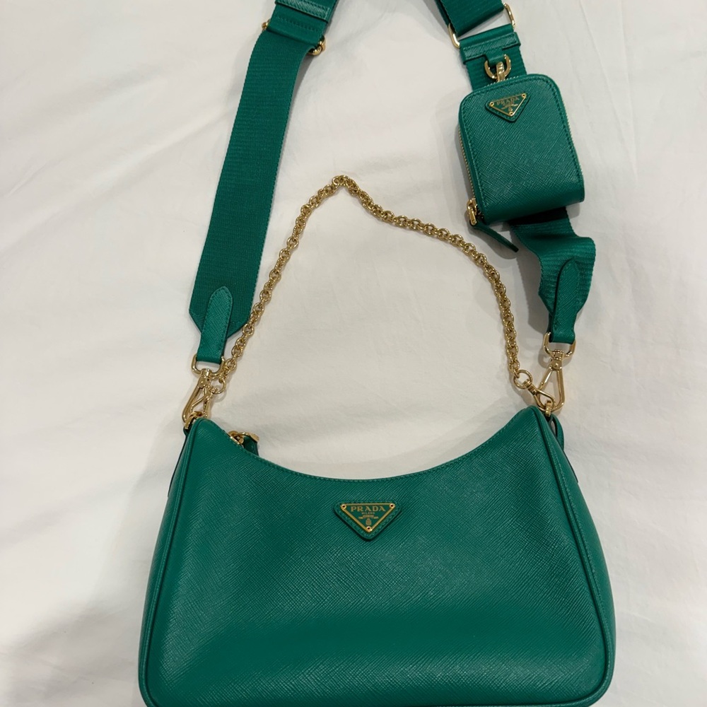 Prada Green leather Shoulder Bag/crossbody with Gold Hardware